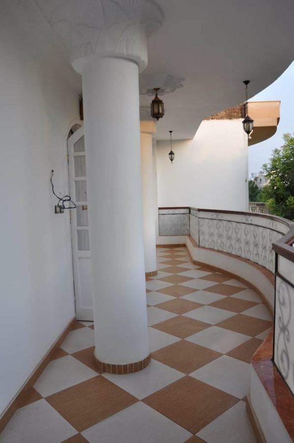 White Villa Луксор Екстериор снимка